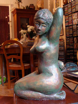 femme en torsion 2